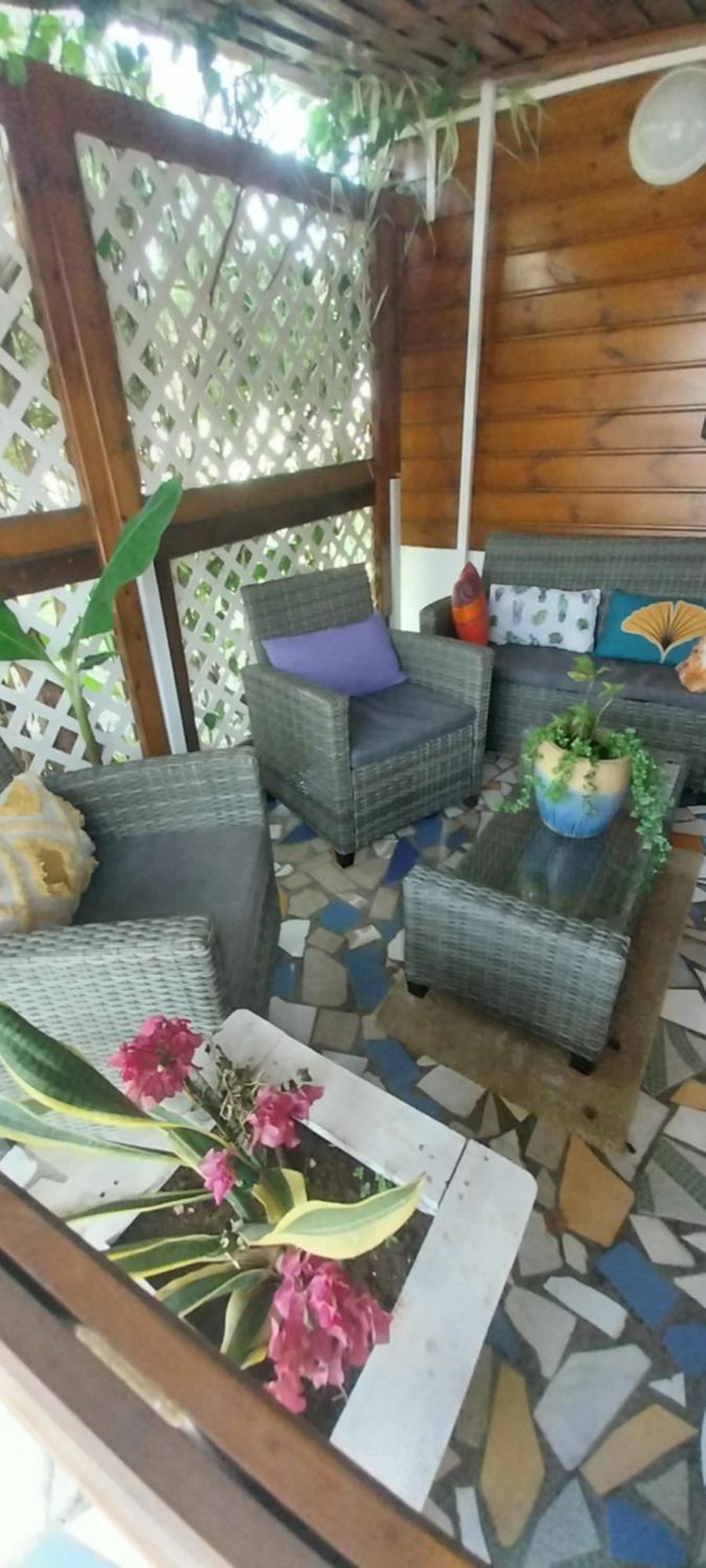 Le Cosy Bungalow De Lili / 5Min De L'Aeroport Лез-Абим Экстерьер фото